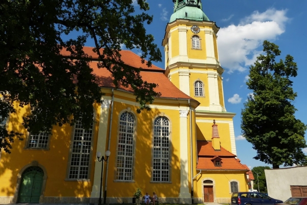 Zdjęcie z Polski - ewangelicki kościól Zbawiciela - zabytek z 1774roku