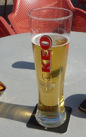 Zdjęcie z Cypru - zimne, lokalne Keo po rejsie - idealne:)