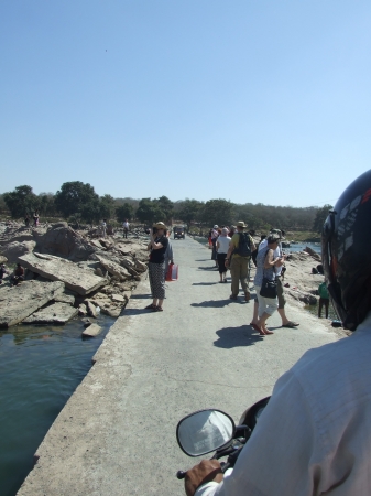 Zdjęcie z Indii - most przez rzekę