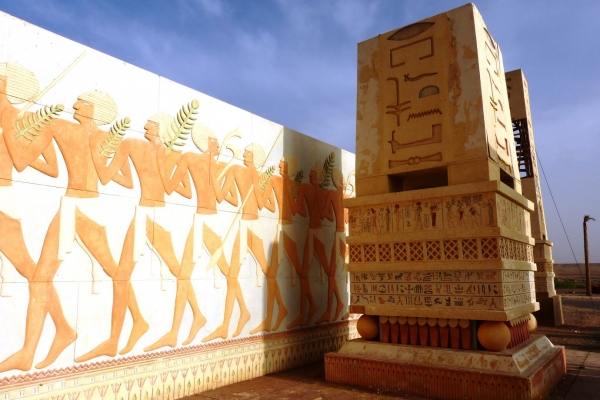 Zdjęcie z Maroka - styropianowy Egipt w wytwórni filmowej Atlas