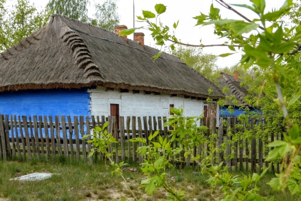 Zdjęcie z Polski - Maurzyce - skansen ziemi łowickiej