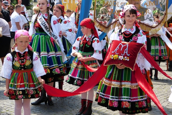 Zdjęcie z Polski - Barwna procesja Bożego Ciała w Łowiczu
