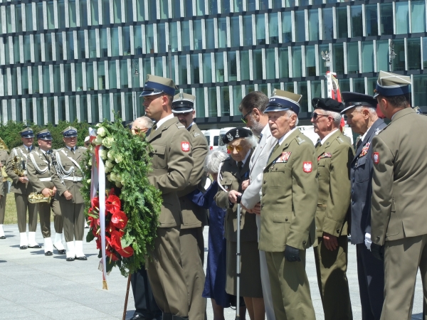 Zdjęcie z Polski - składanie wieńców