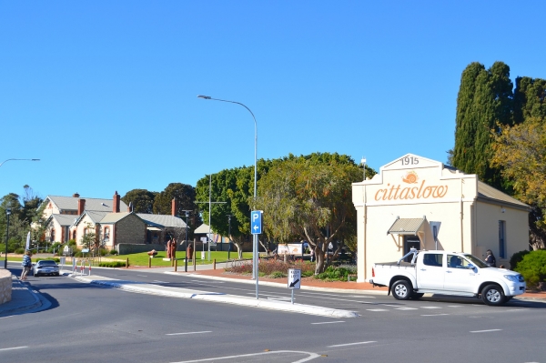 Zdjęcie z Australii - Stare, XIX-to wieczne budynki w Goolwa