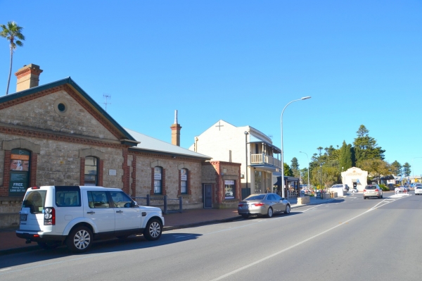 Zdjęcie z Australii - Stare, XIX-to wieczne budynki w Goolwa