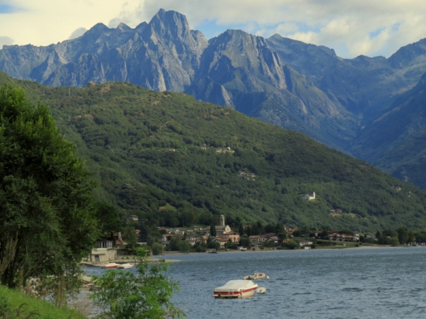 Zdjęcie z Włoch - Widok na Gera Lario 