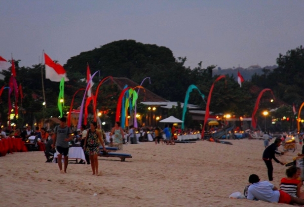 Zdjęcie z Indonezji - plaza Kuta Beach