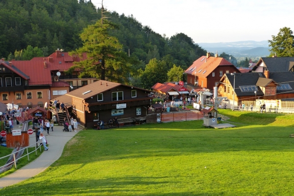 Zdjęcie z Polski - Tor saneczkowy "Kolorowa" w Karpaczu na górze Pohulanka (712m)