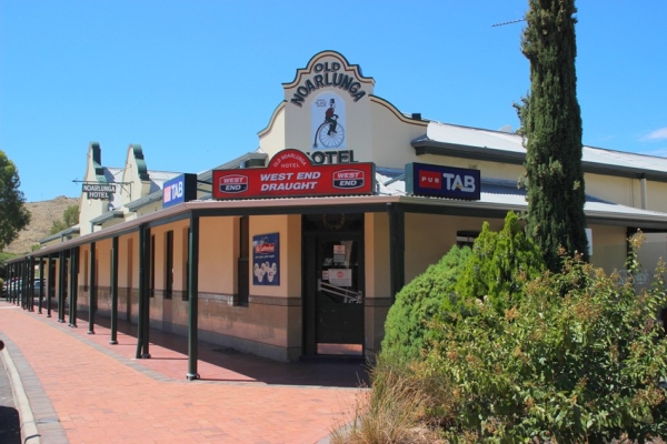 Zdjęcie z Australii - XIX wieczny hotel