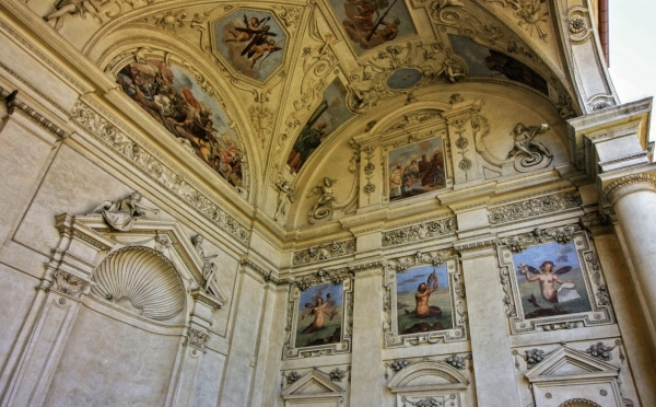 Zdjęcie z Czech -  loggia- Salla Terrena w Pałacu Wallensteina pięknie pokryta freskami