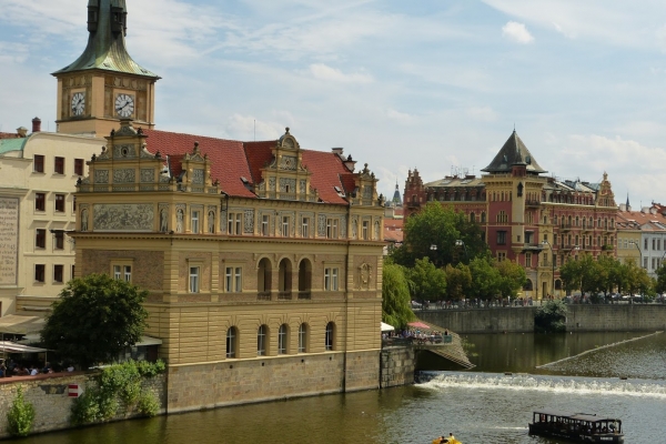 Zdjęcie z Czech - wspaniała kamienica pokryta ciekawą techniką sgraffito