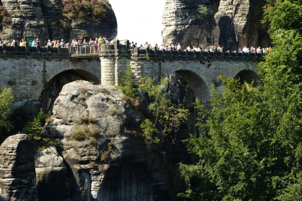 Zdjęcie z Niemiec - Bastei Brucke zalany tłumem :)