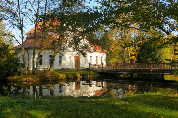 Zdjęcie z Polski - kościół Jana Nepomucena na wyspie - to zwierzyniecka wizytówka