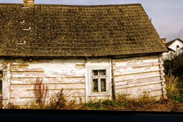 Zdjęcie z Polski - drewniane Roztocze..., czasem już się chylące ku upadkowi....