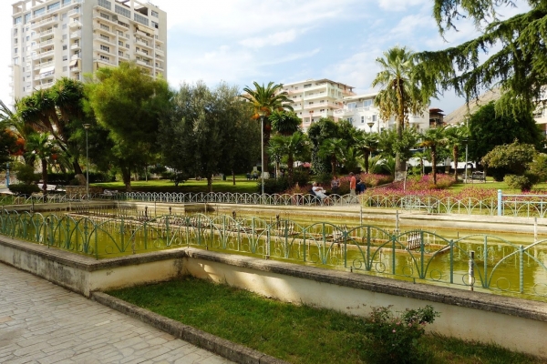 Zdjęcie z Albanii - Park Miqësia w Sarandzie