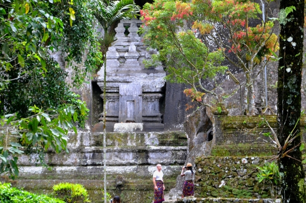 Zdjęcie z Indonezji - Rzut oka na druga strone rzeki