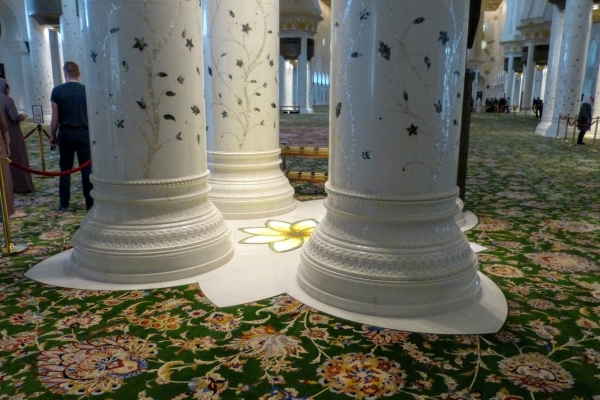Zdjęcie z Zjednoczonych Emiratów Arabskich - kolumienki...