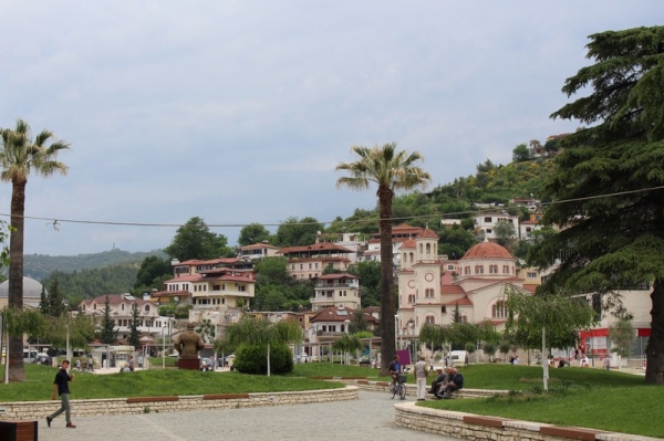 Zdjęcie z Albanii - Berat - miasto 1000 okien