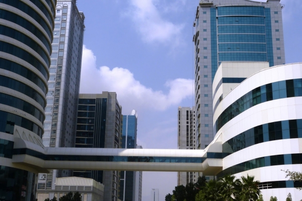 Zdjęcie z Zjednoczonych Emiratów Arabskich - zabudowa Fujairah