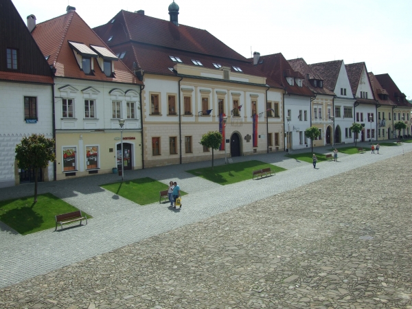 Zdjęcie z Polski - spojrzenie na rynek