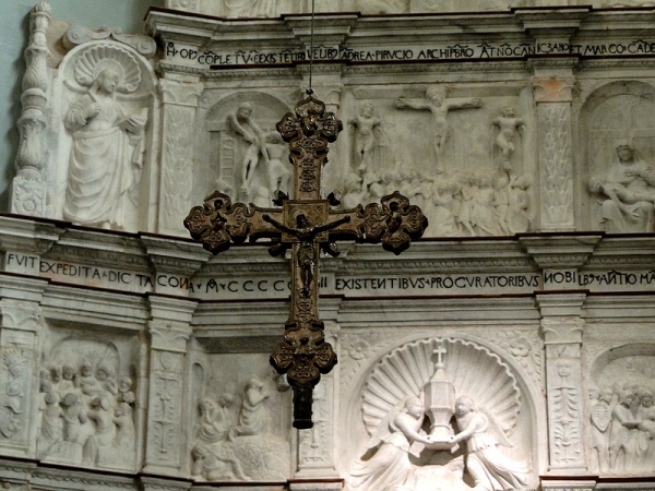 Zdjęcie z Włoch - Erice - wnętrze katedry raz jeszcze.