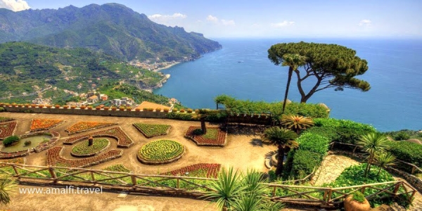 Zdjęcie z Włoch - a Ravello - sąsiad Amalfi (fota sieciowa) - zostawiamy sobie na następny raz....