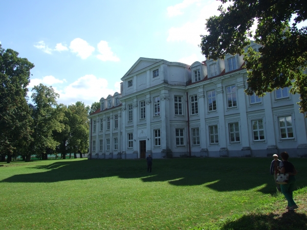 Zdjęcie z Polski - elewacja od strony ogrodu