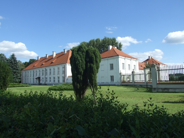 Zdjęcie z Polski - boczne zabudowania