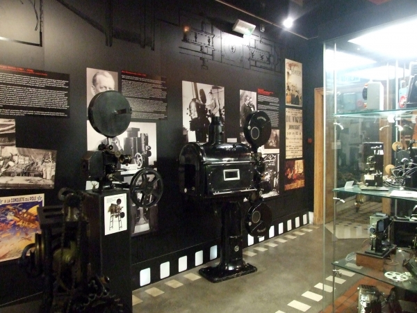 Zdjęcie z Polski - muzeum kinematografii