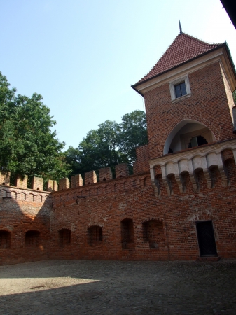 Zdjęcie z Polski - na dziedzińcu