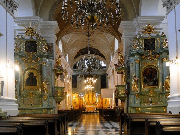 Zdjęcie z Polski - Bazylika Ojców Dominikanów po renowacji.