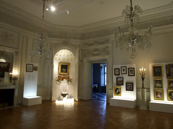 Zdjęcie z Polski - biała sala