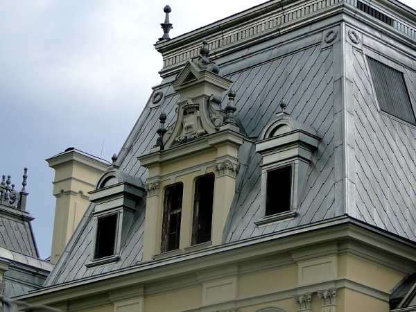 Zdjęcie z Polski - Pałac Sobańskich w Guzowie w trakcie remontu