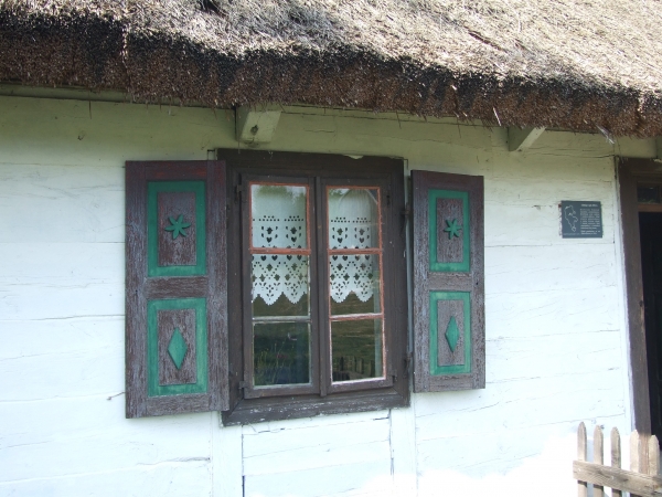 Zdjęcie z Polski - skansenowe okienko