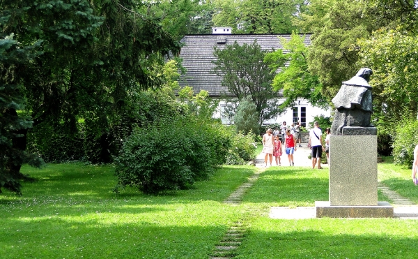 Zdjęcie z Polski - U Chopina w Żelazowej Woli.