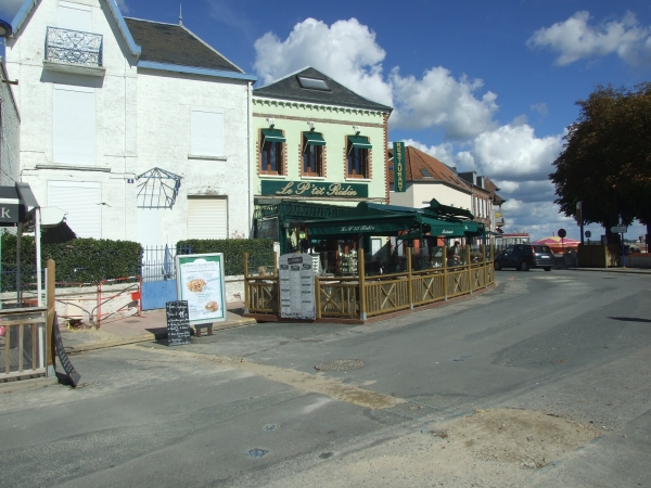 Zdjęcie z Francji - portowe restauracyjki