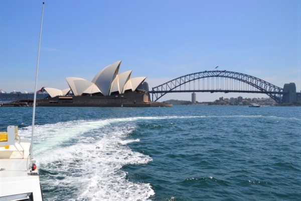 Zdjęcie z Australii - Plyniemy taksowką wodną