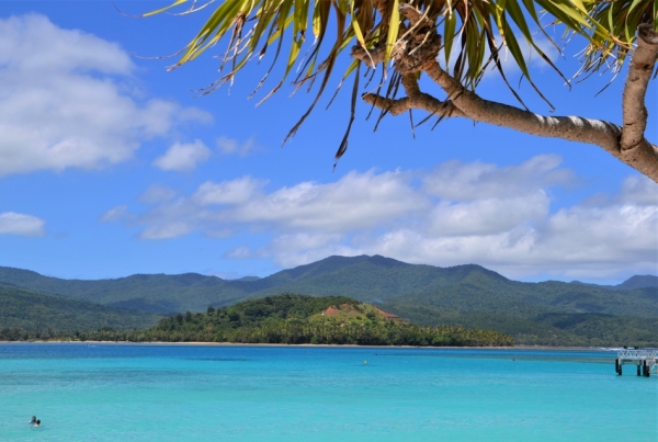 Zdjęcie z Vanuatu - Widok na wyspe Anatom (Aneityum)