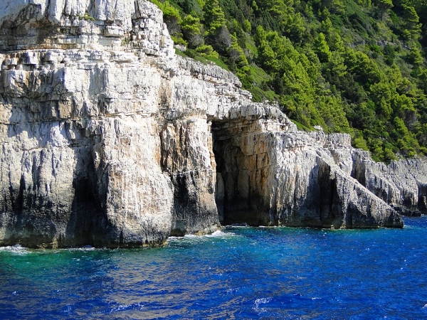 Zdjęcie z Grecji - U wybrzeży Paxos.