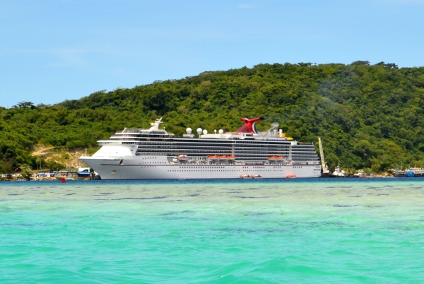 Zdjęcie z Vanuatu - Zostawiamy statek z tylu