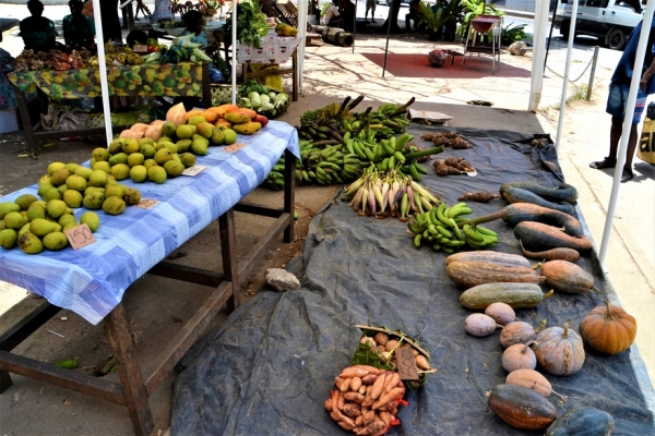 Zdjęcie z Vanuatu - Targ owocowo-warzywny w Vila