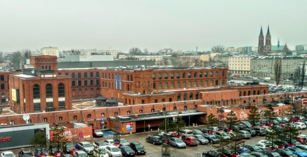 Zdjęcie z Polski - widok na "Manufakturę" z okien przędzalni