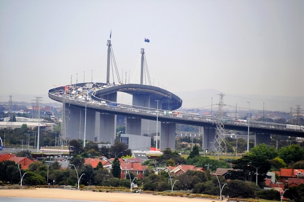 Zdjęcie z Australii - Melbourne - widac wielki most Westgate Bridge