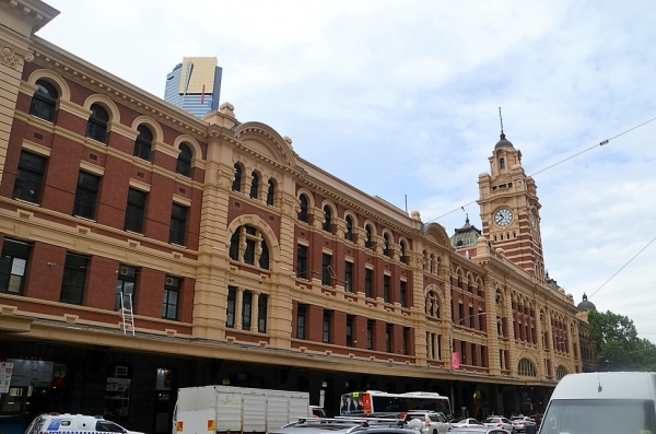 Zdjęcie z Australii - Dworzec Kolejowy Flinders Street z 1909 roku