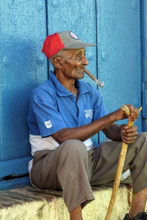 Zdjęcie z Kuby - un cigarro mas grande como este hombre😊😊😊