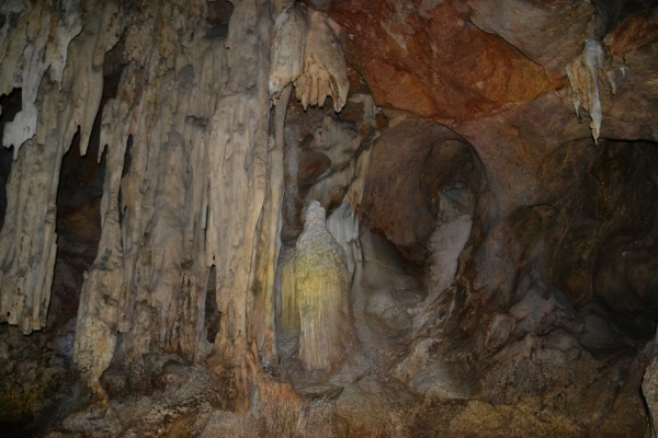 Zdjęcie z Tajlandii - Stalagmit przypominajacy ludzka postac