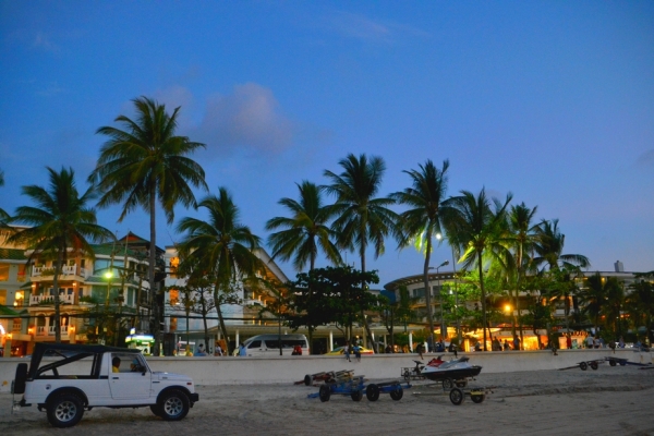 Zdjęcie z Tajlandii - Patong Beach wieczorową porą
