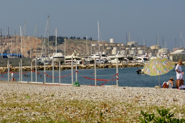 Zdjęcie z Czarnogóry - e tam...  co to za plaża! - widoki na port, kamluny