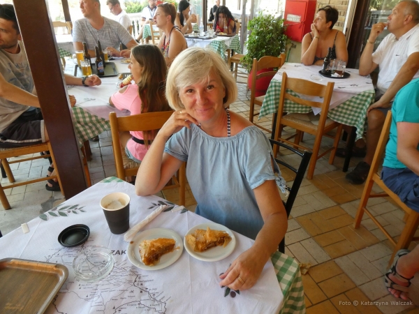 Zdjęcie z Grecji - Ta druga baklava to koleżanki :)