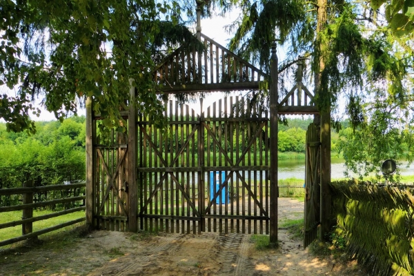 Zdjęcie z Polski - brama prowadząca nad Narew